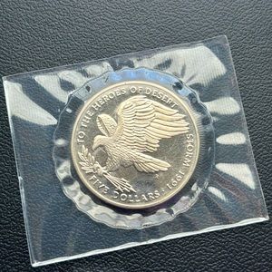 1991 The Heroes Of Desert Storm $5 Marshall Islands Coin-Sealed NP0243